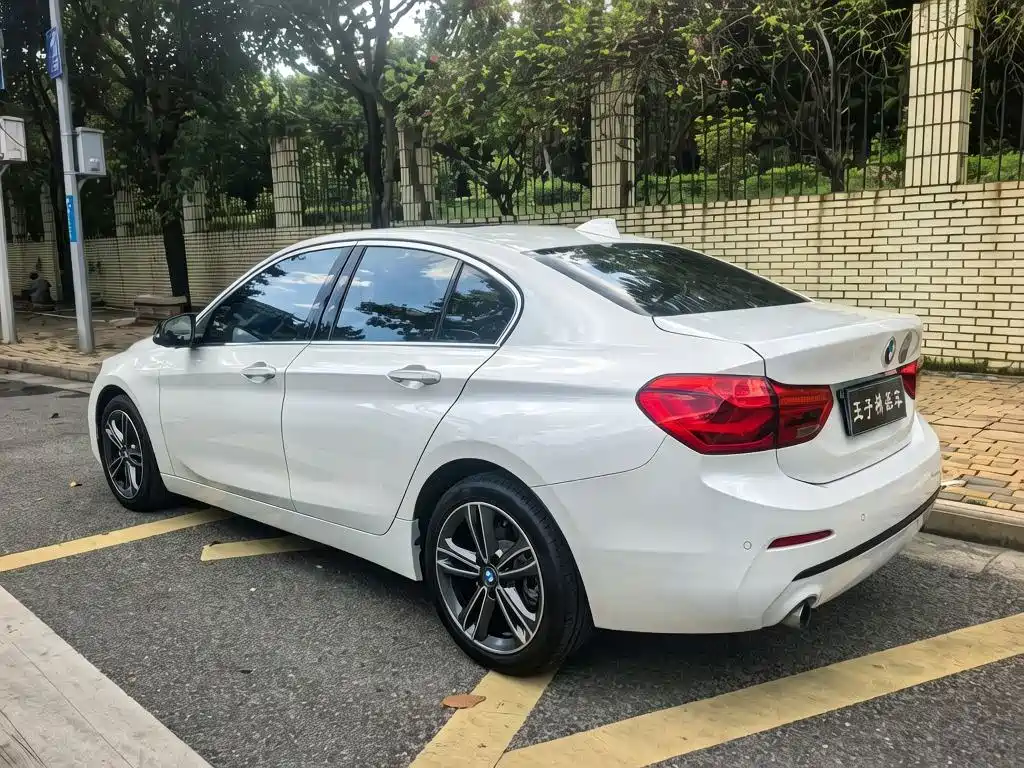 BMW 1 Series — фото 3
