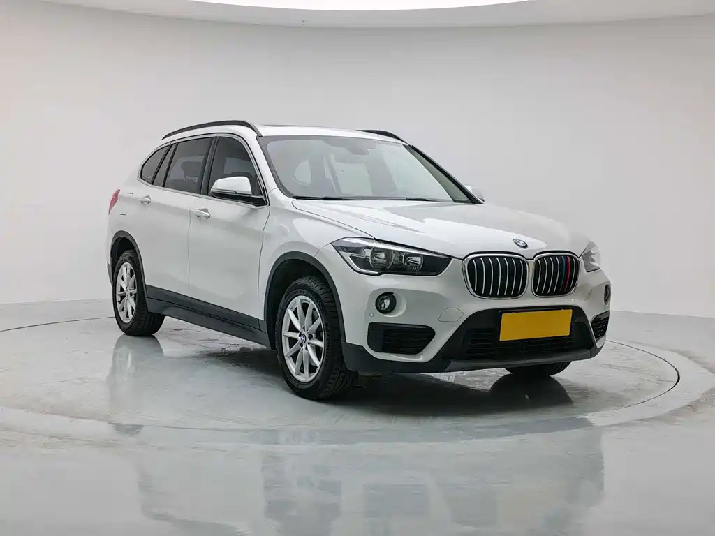 BMW X1 — фото 3