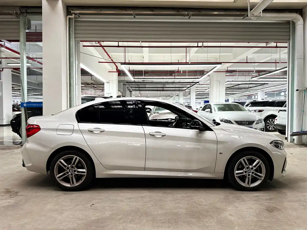 BMW 1 Series — фото 7