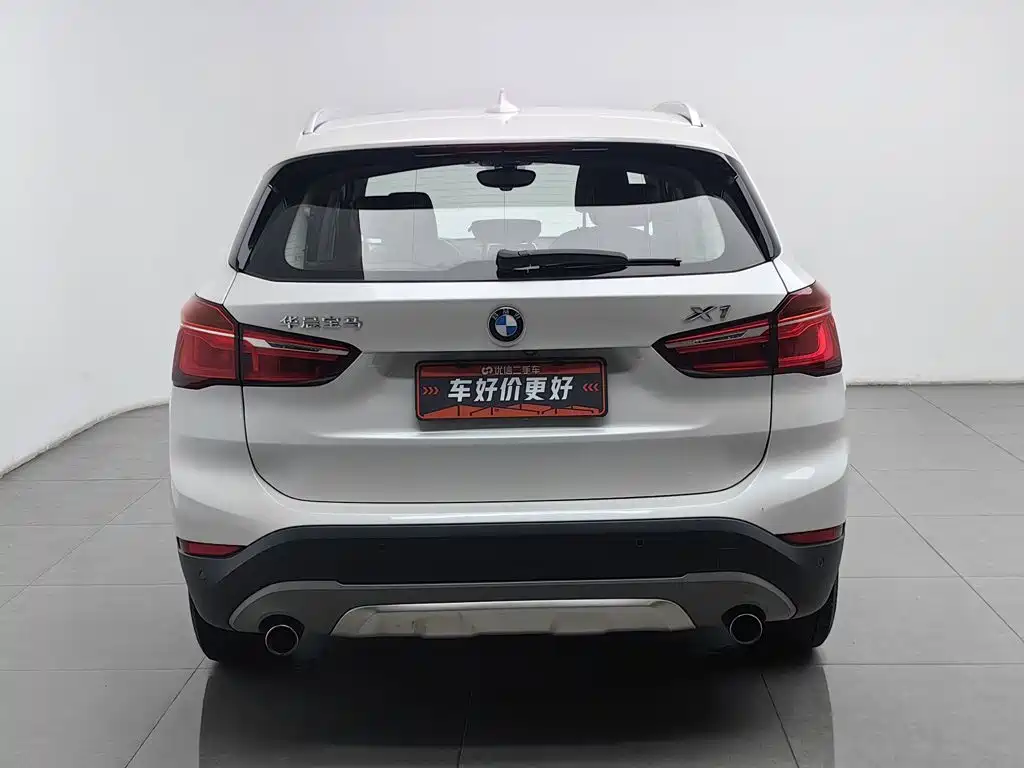 BMW X1 — фото 4