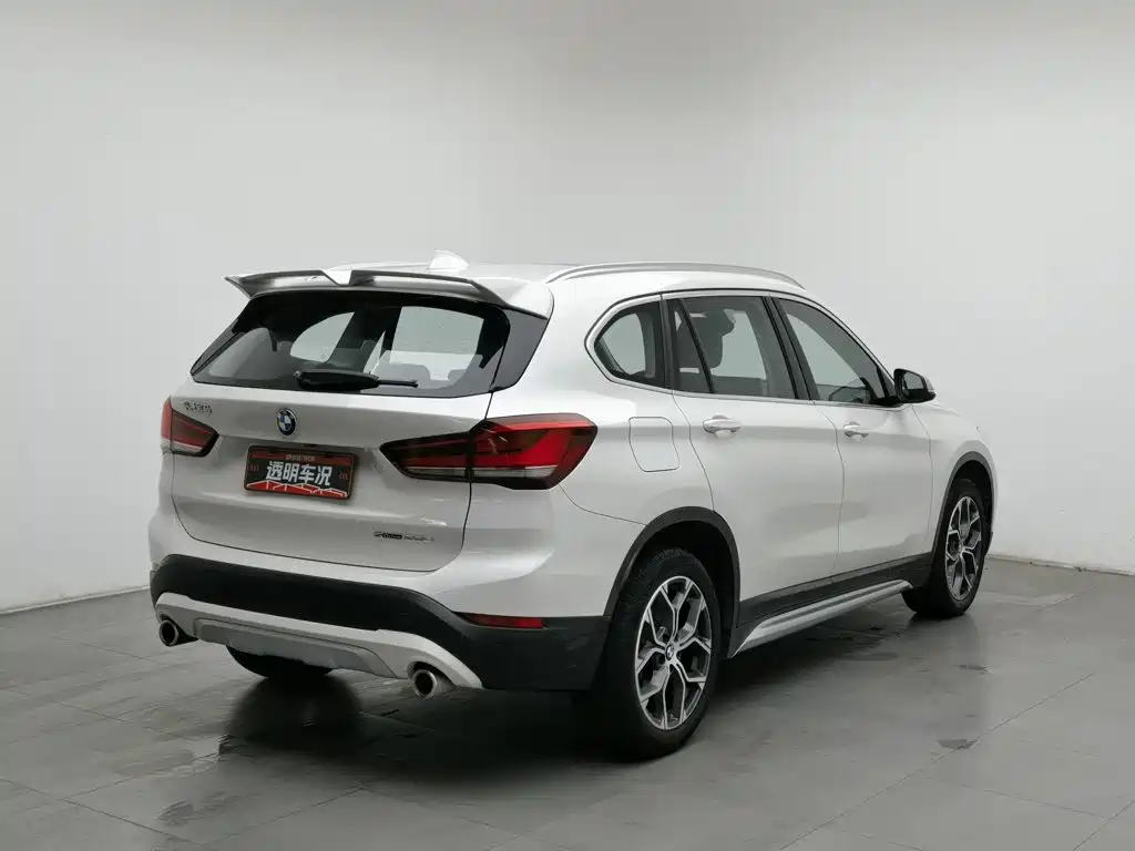 BMW X1 — фото 2
