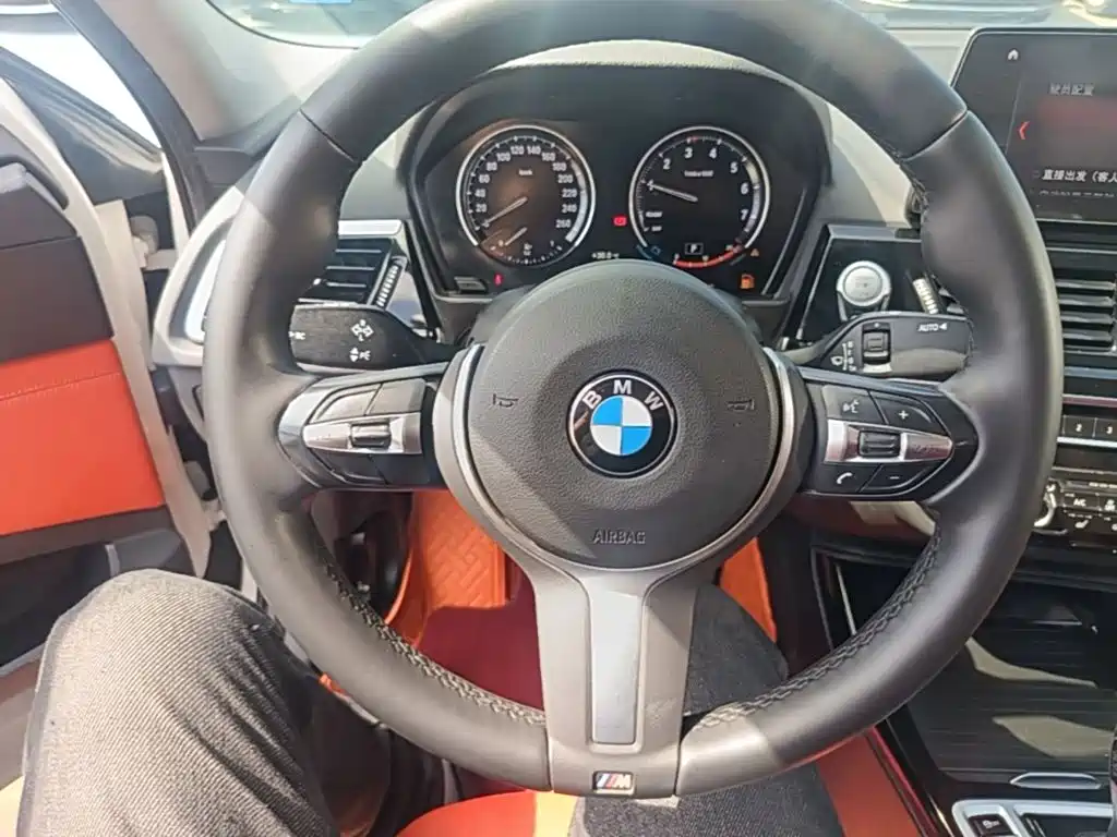BMW 1 Series — фото 11