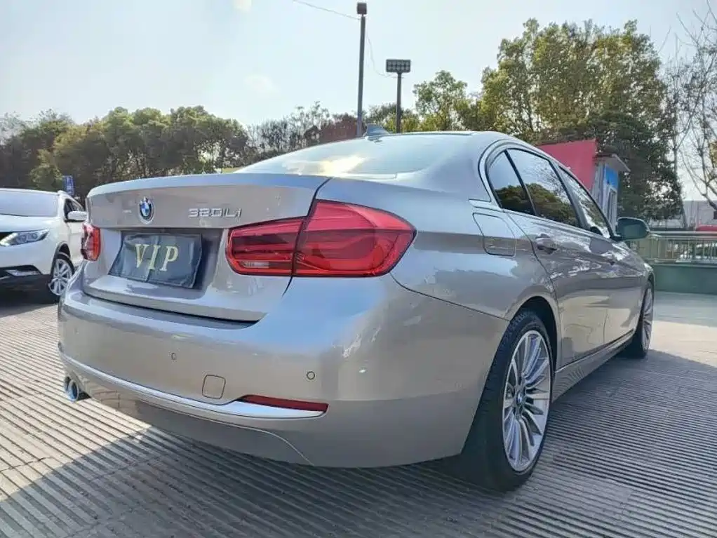BMW 3 Series — фото 9