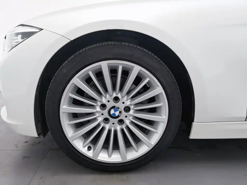 BMW 3 Series — фото 17