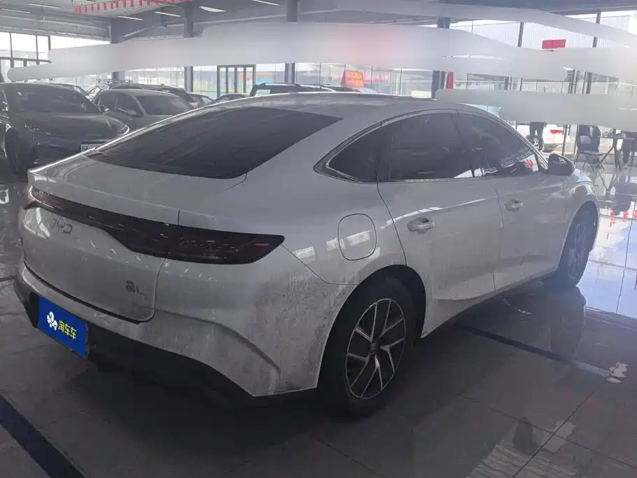 BYD Qin L — фото 3