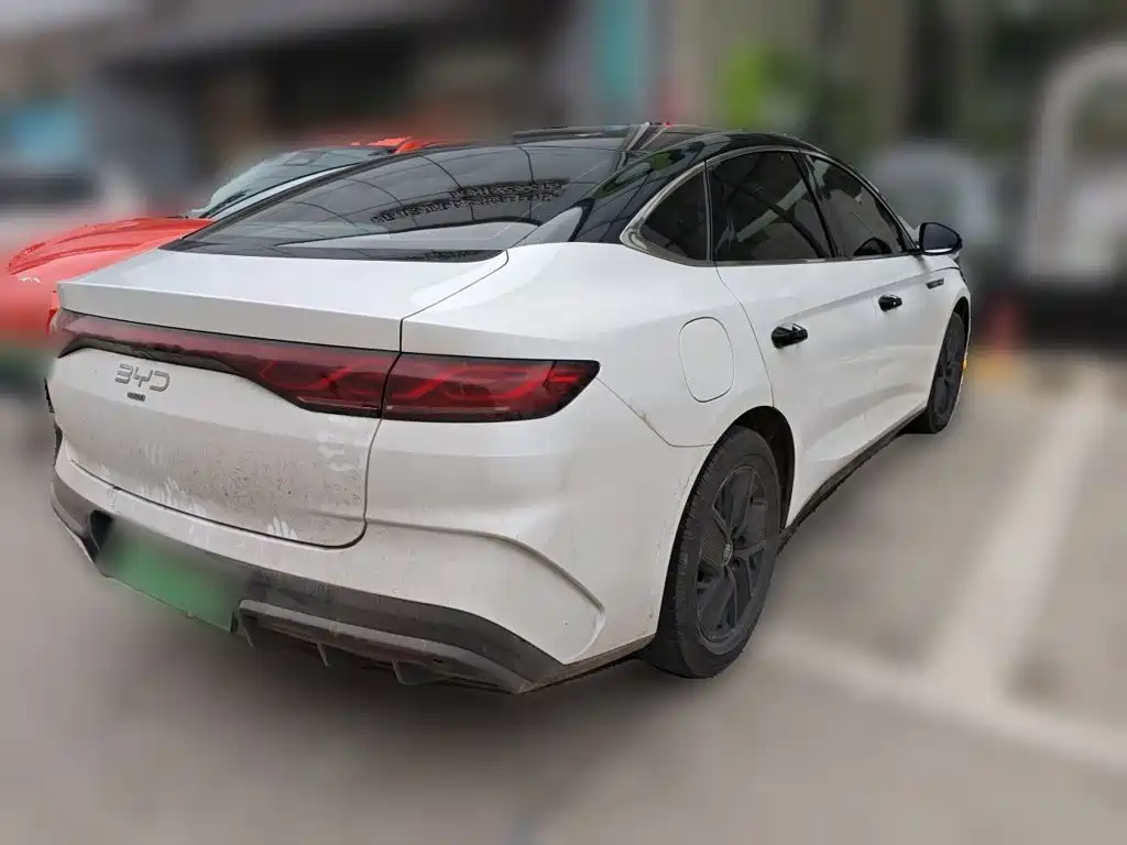 BYD Qin L — фото 4
