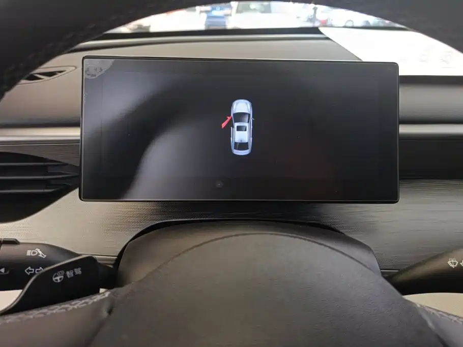 BYD Seal 05 DM-i — фото 14