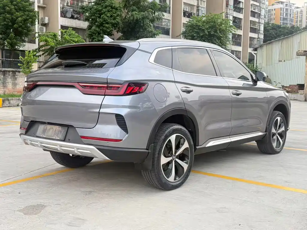 BYD PLUS New Energy — фото 12