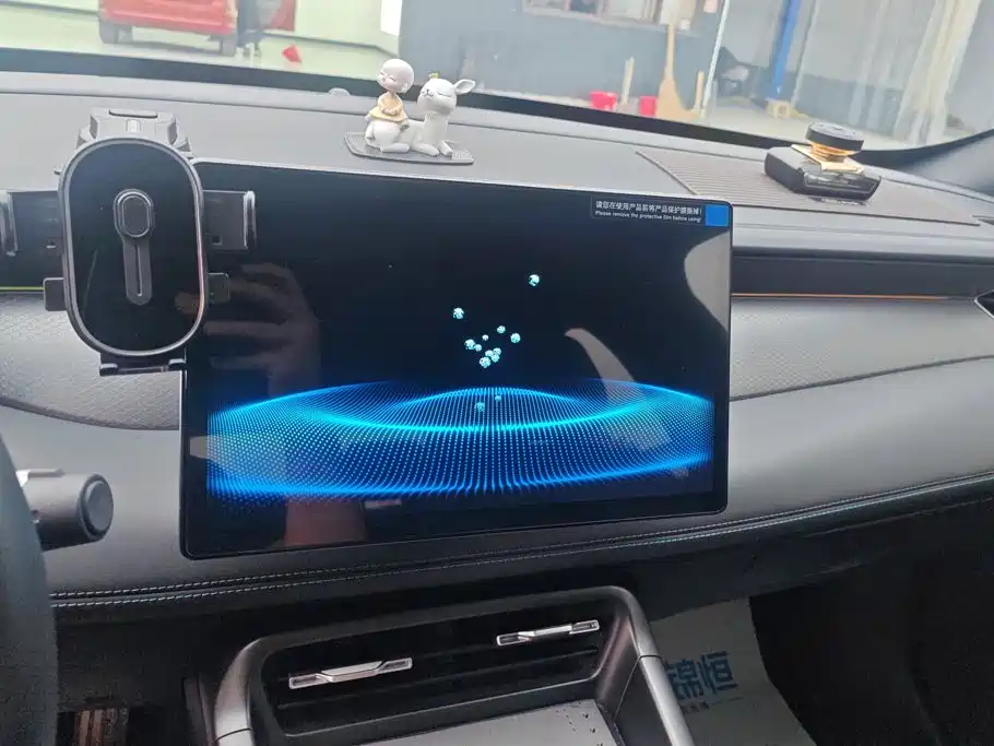 BYD Qin PLUS — фото 13