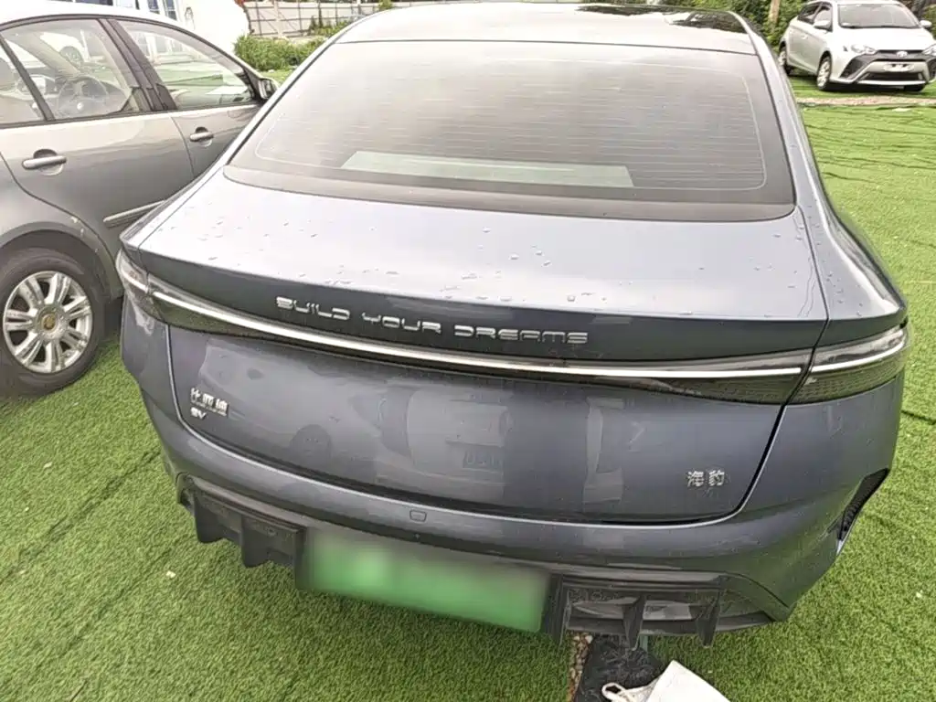BYD Seal — фото 4