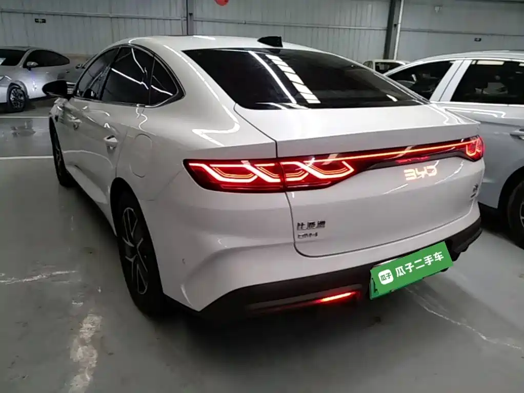 BYD Qin L — фото 5