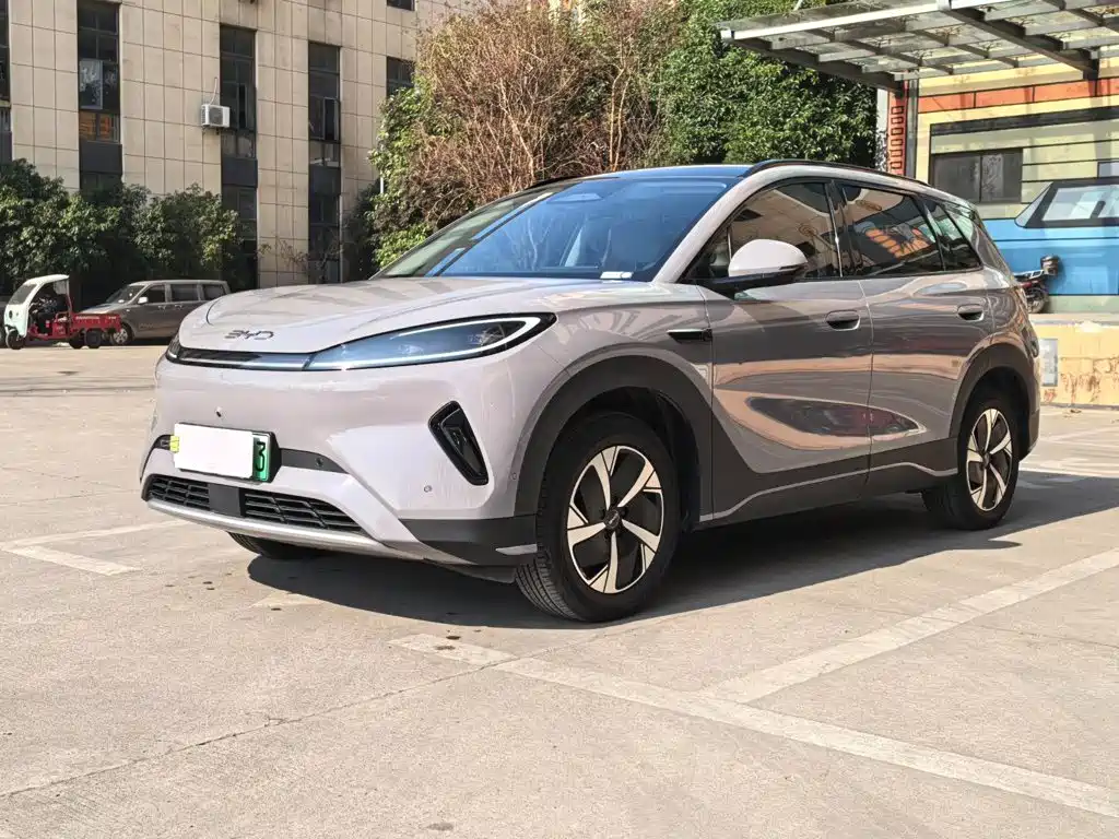 BYD Sealion 05 EV