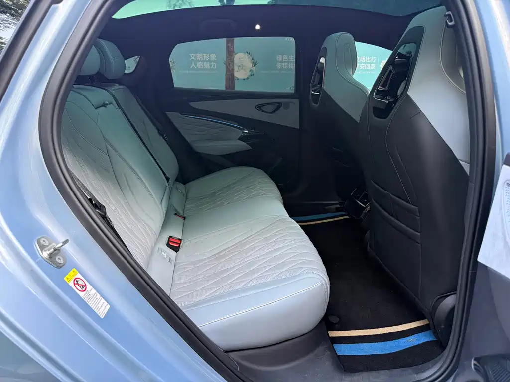BYD Seal — фото 7