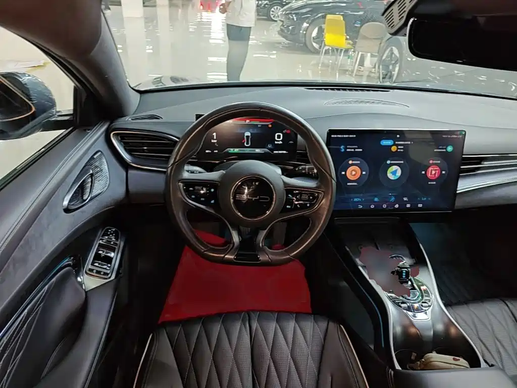 BYD Seal — фото 11