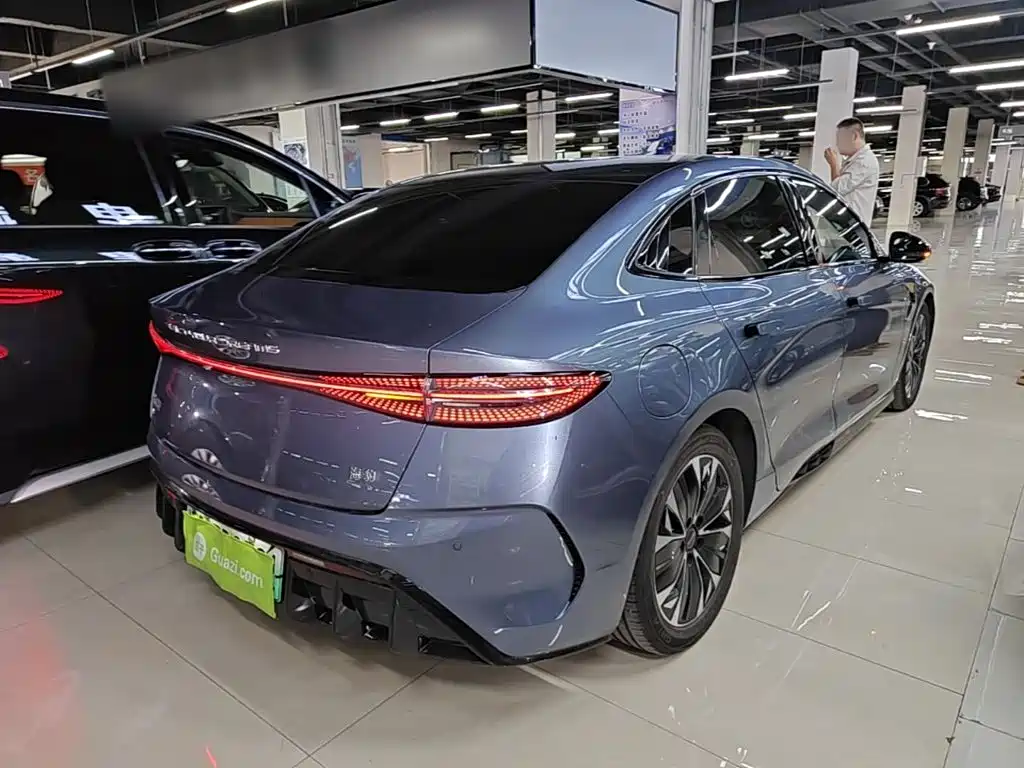 BYD Seal — фото 7