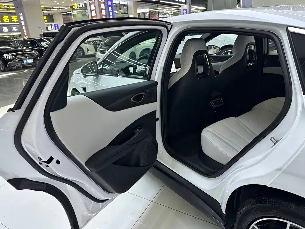 BYD Seal 06 — фото 13
