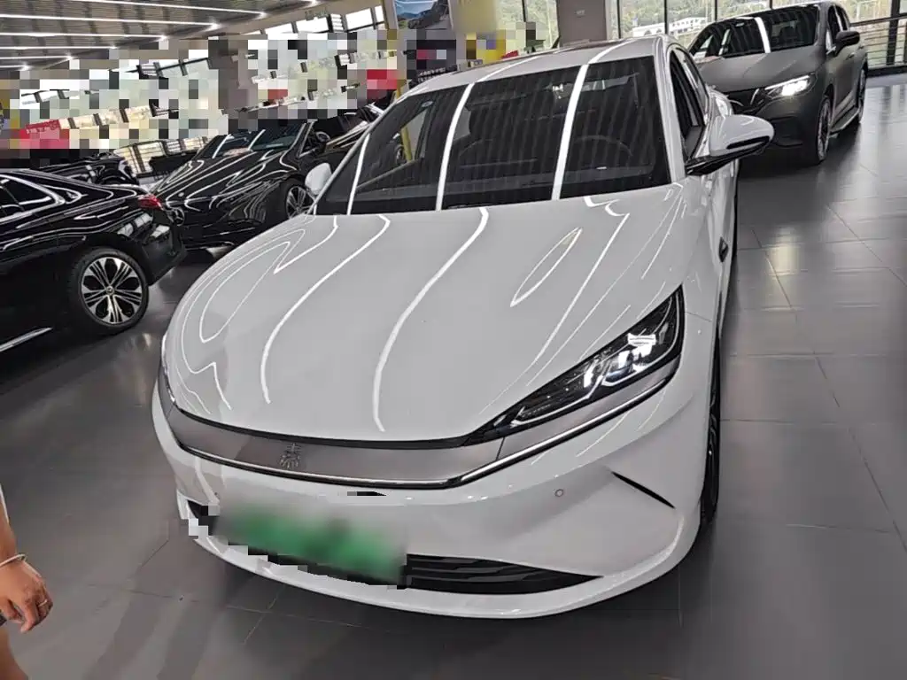 BYD Qin L — фото 3