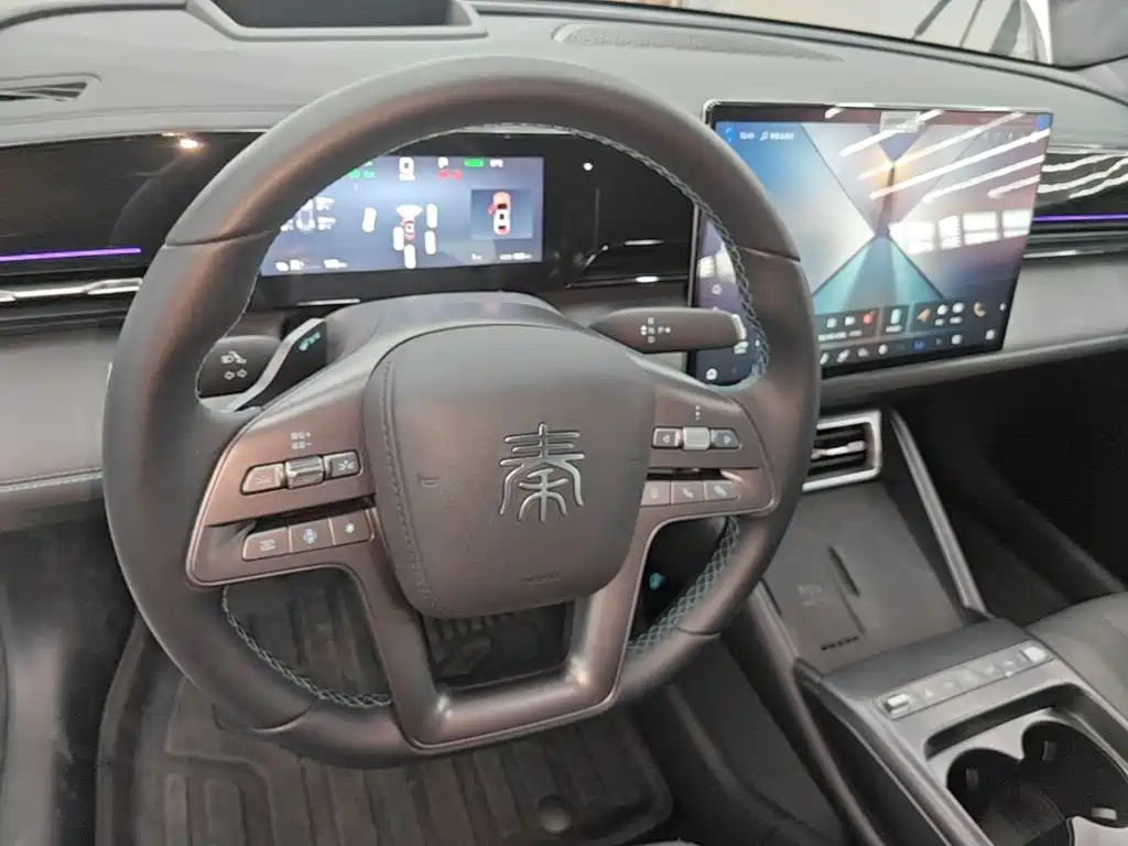 BYD Qin L — фото 10