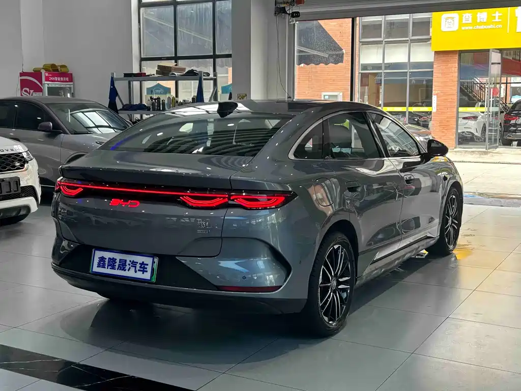 BYD Qin L — фото 7