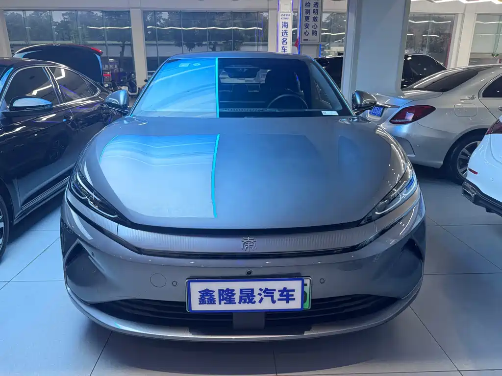 BYD Qin L — фото 8