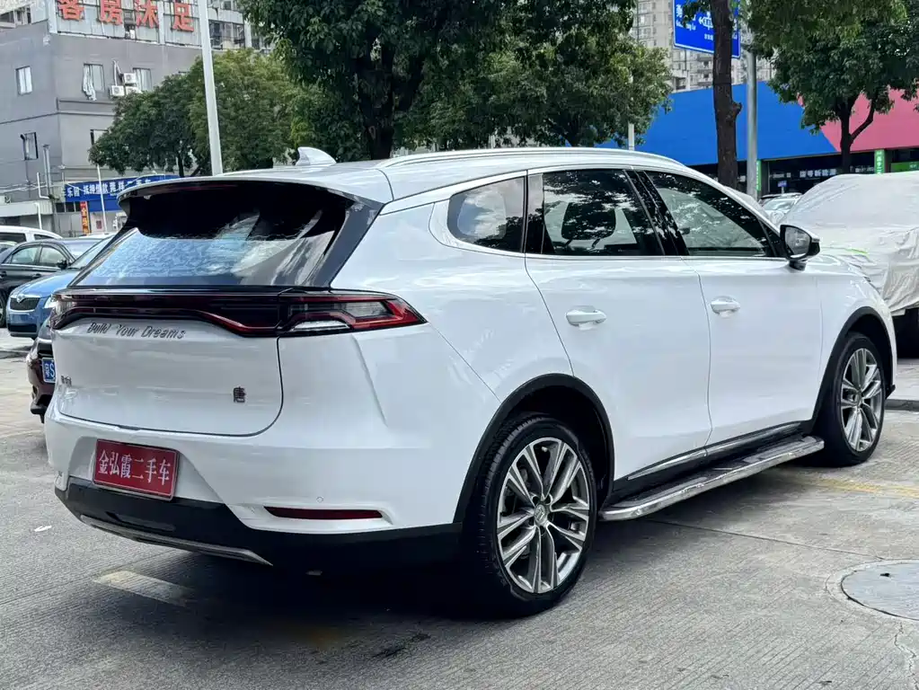 BYD Tang — фото 4