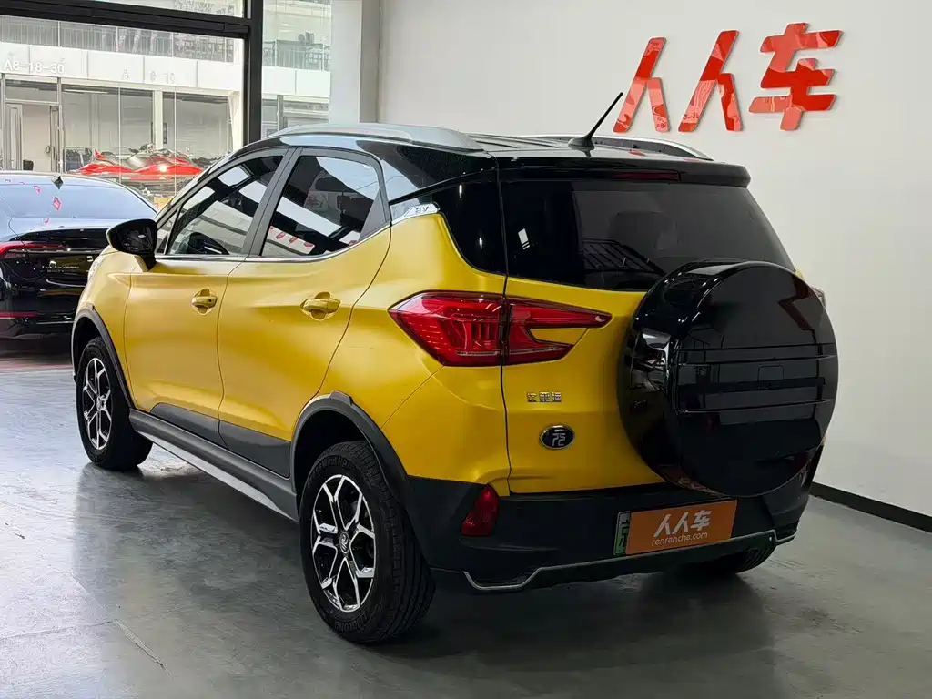 BYD Yuan Pro — фото 19