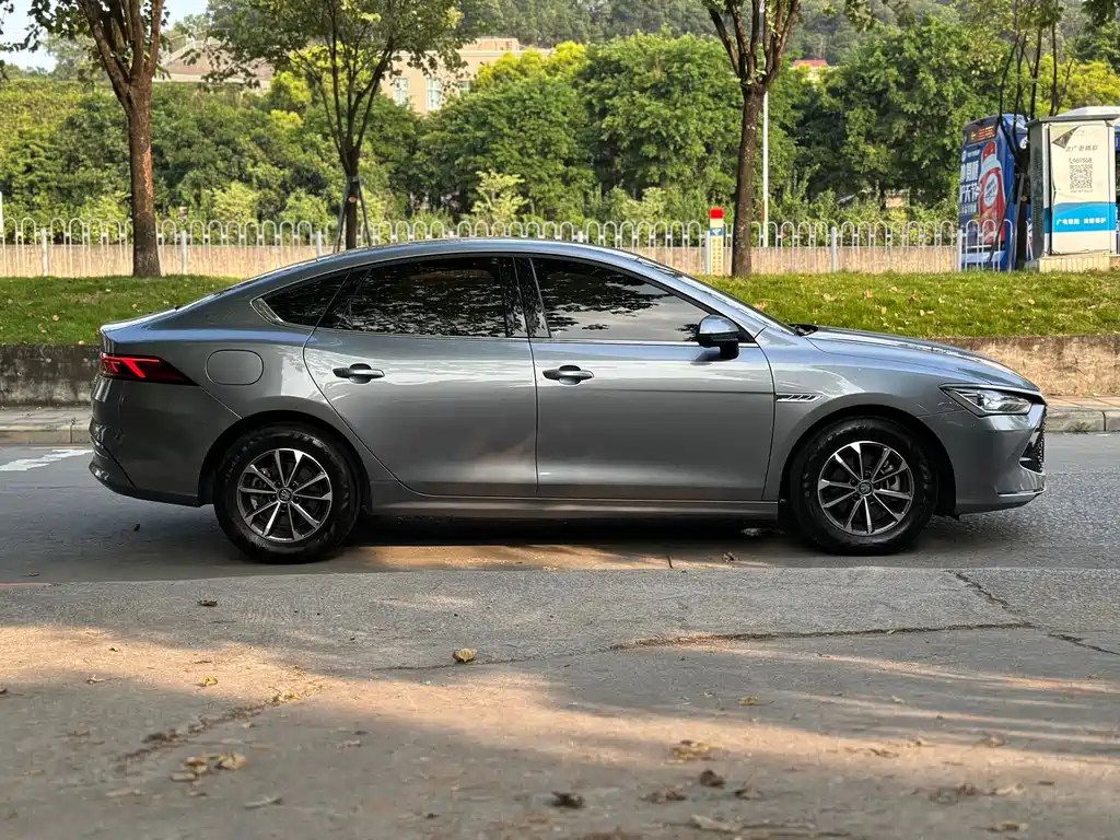 BYD Qin PLUS — фото 8