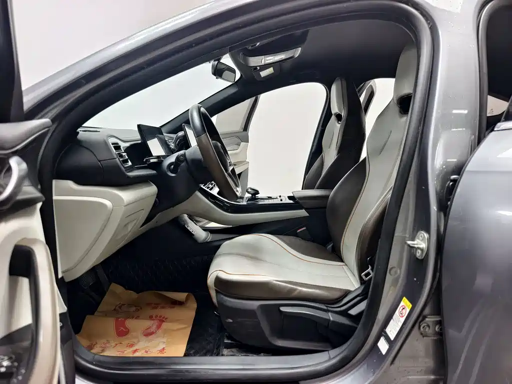 BYD Qin PLUS — фото 10