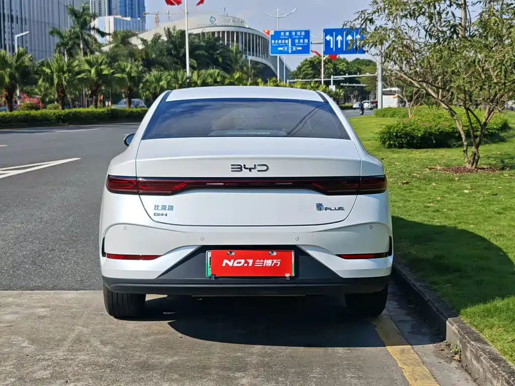 BYD Qin PLUS — фото 5