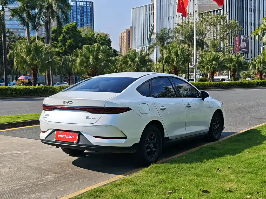 BYD Qin PLUS — фото 6