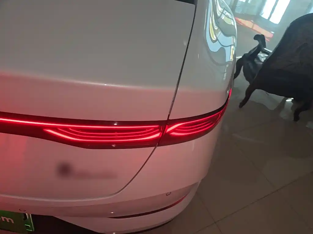 BYD Qin PLUS — фото 8