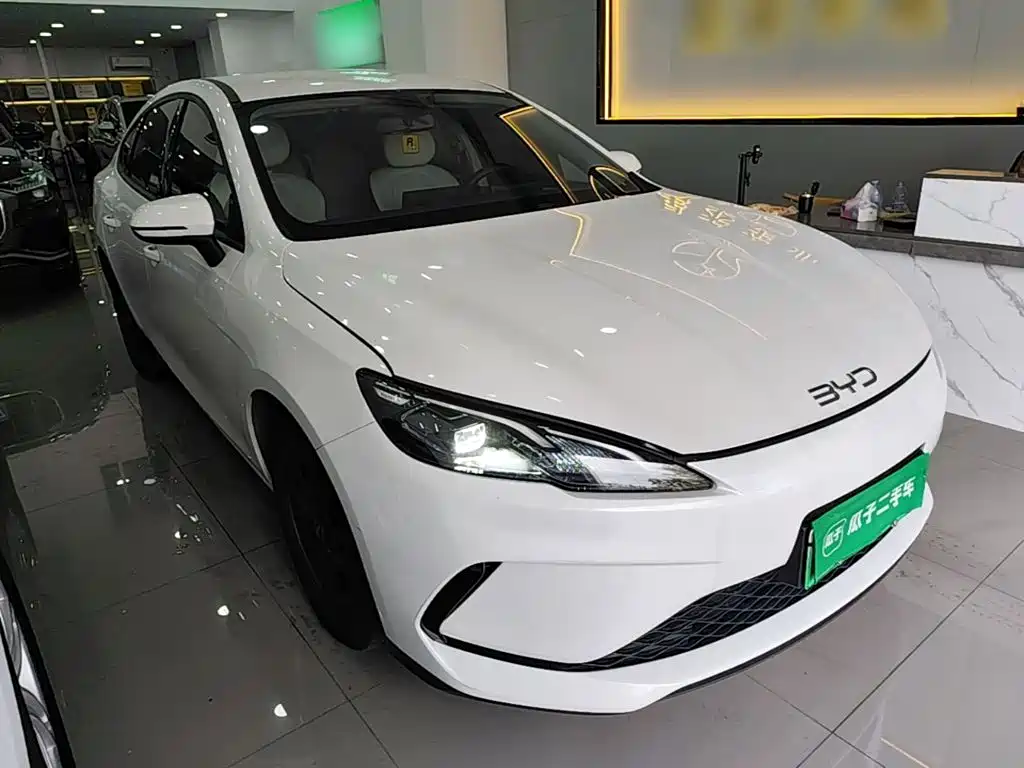 BYD Seal 05 DM-i — фото 4