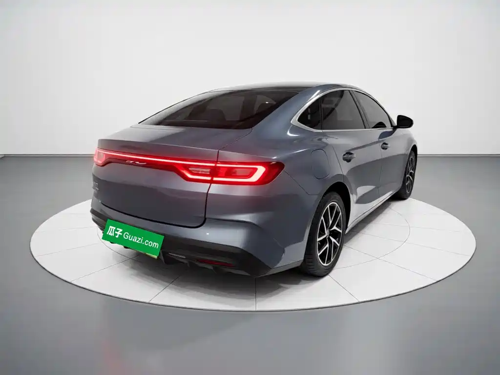 BYD Qin L — фото 4