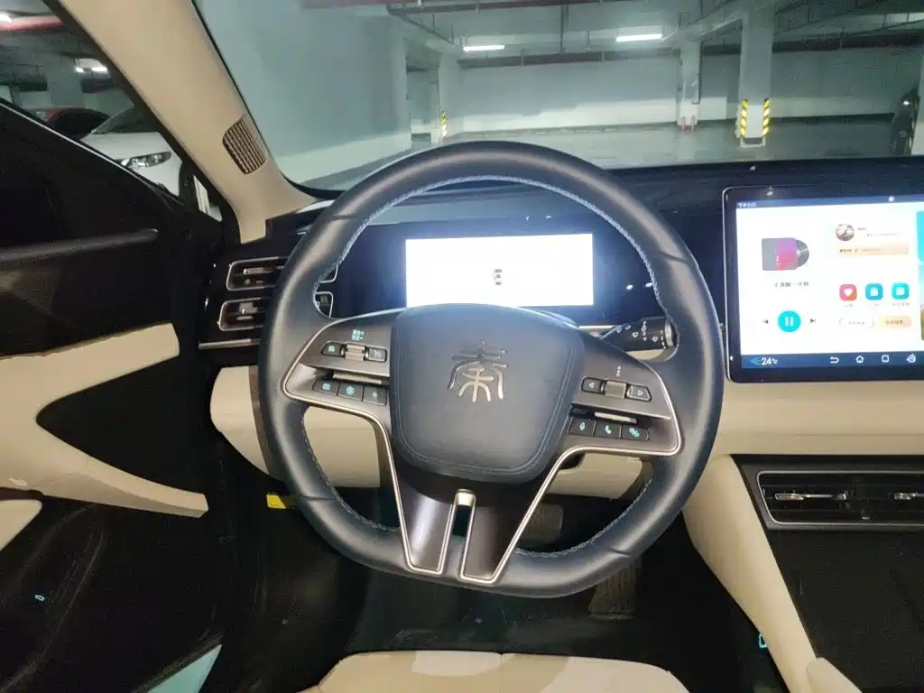 BYD Qin L — фото 6