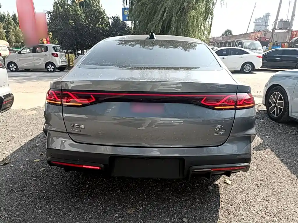 BYD Qin L — фото 6