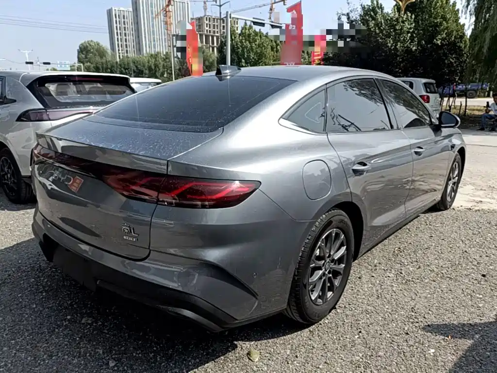 BYD Qin L — фото 7