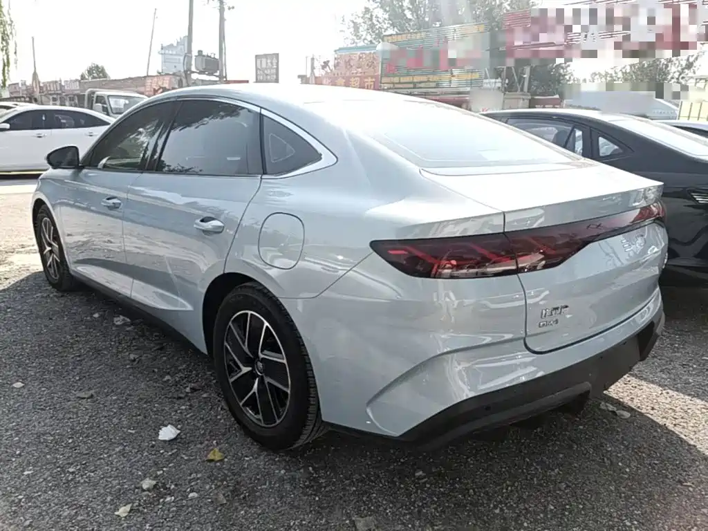 BYD Qin L — фото 5