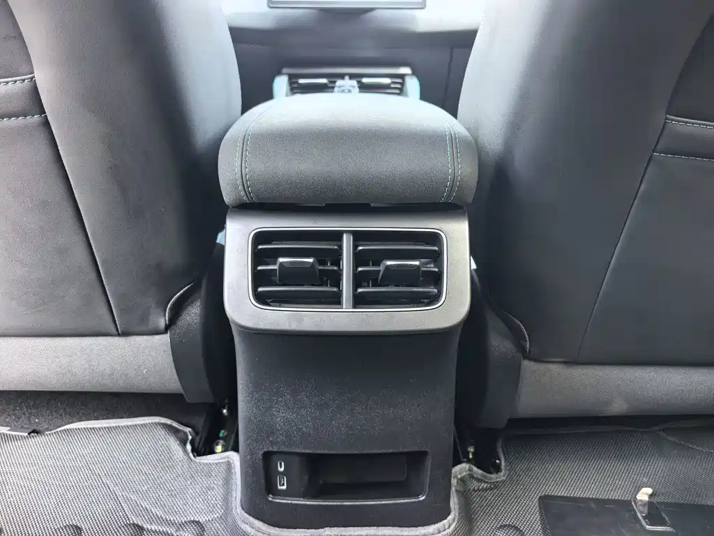 BYD Seal 06 — фото 13