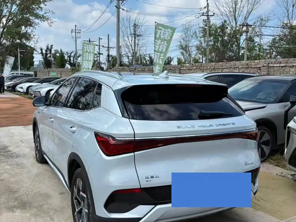 BYD Yuan Plus — фото 7