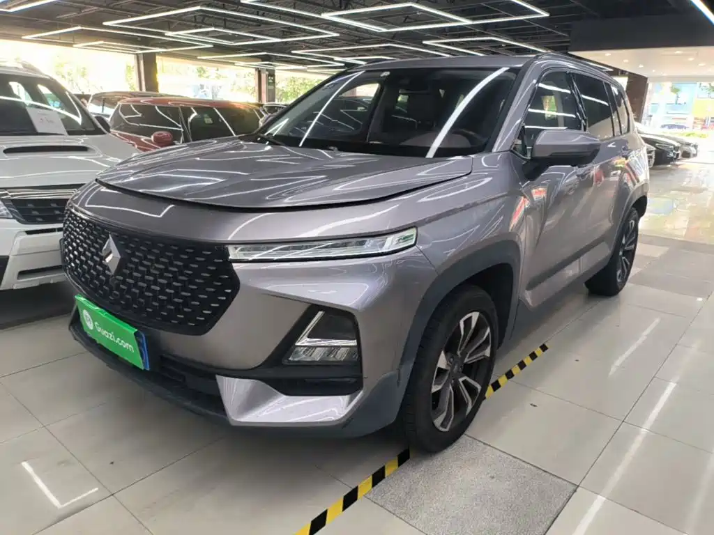 Baojun RS-5