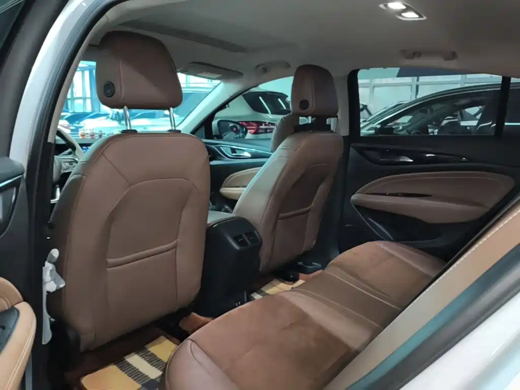 Buick Regal — фото 17