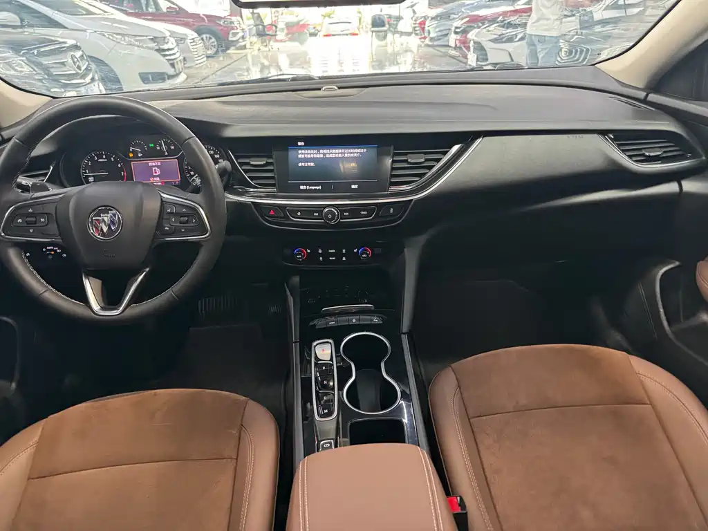 Buick Regal — фото 7