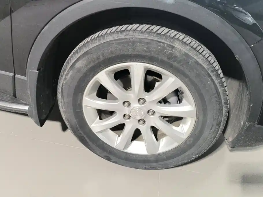 Buick Envision Plus — фото 6