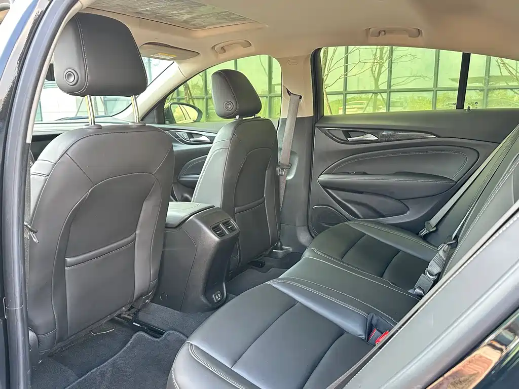 Buick Regal — фото 8