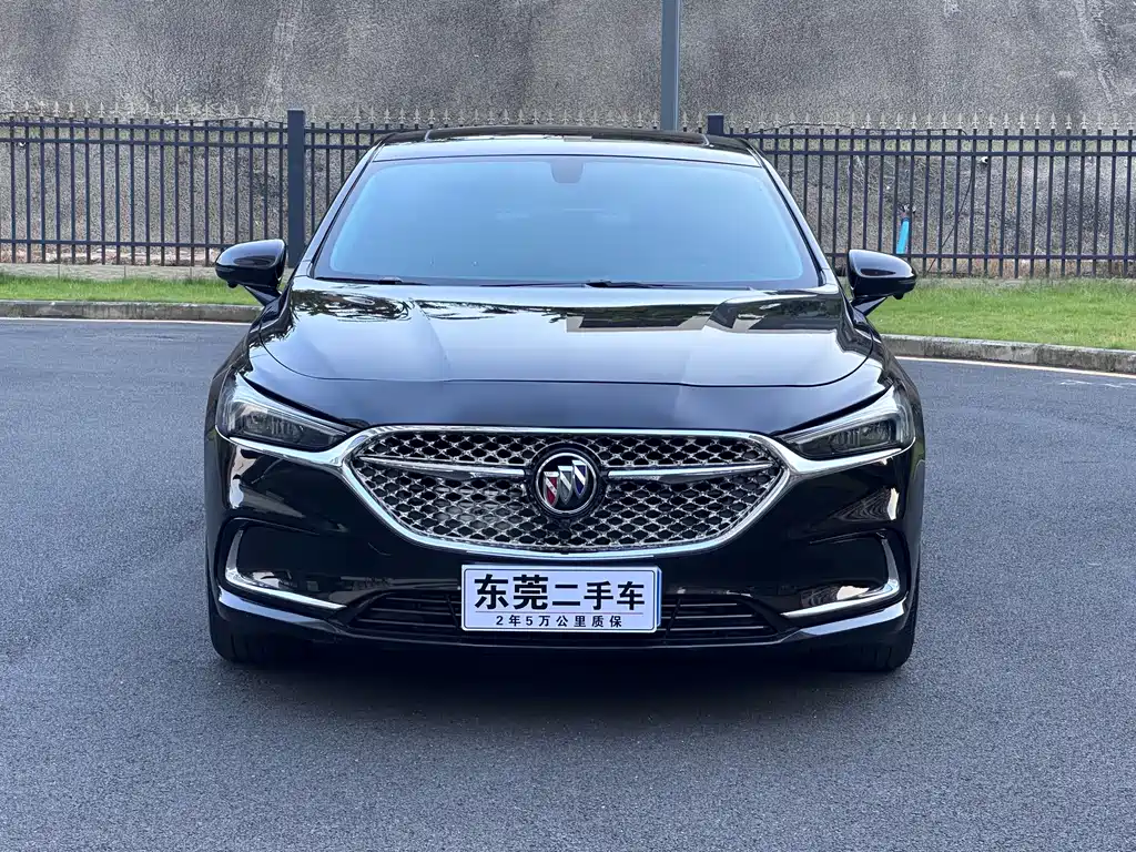 Buick LaCrosse — фото 3