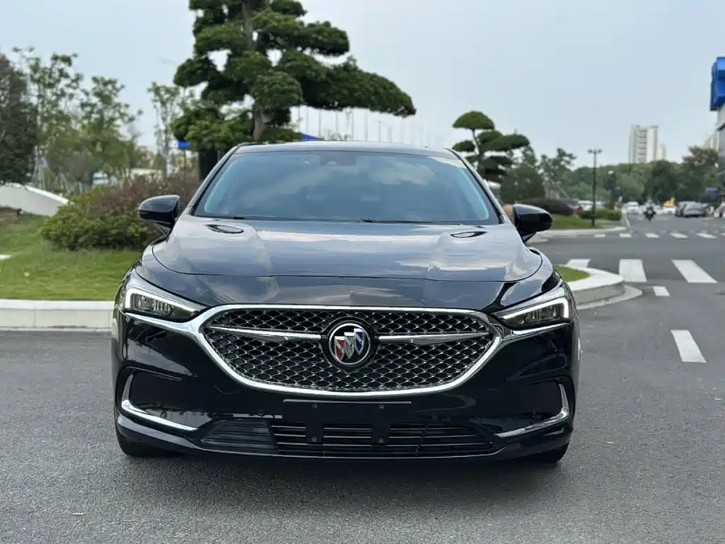 Buick LaCrosse — фото 4