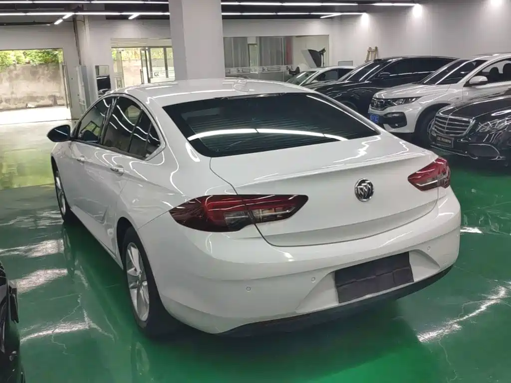Buick Regal — фото 5