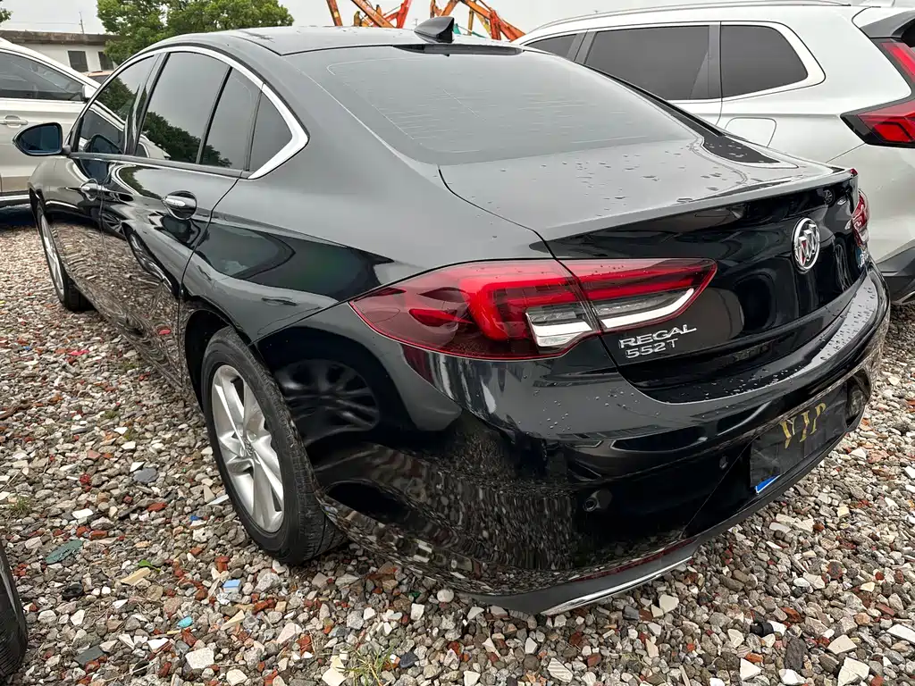 Buick Regal — фото 18