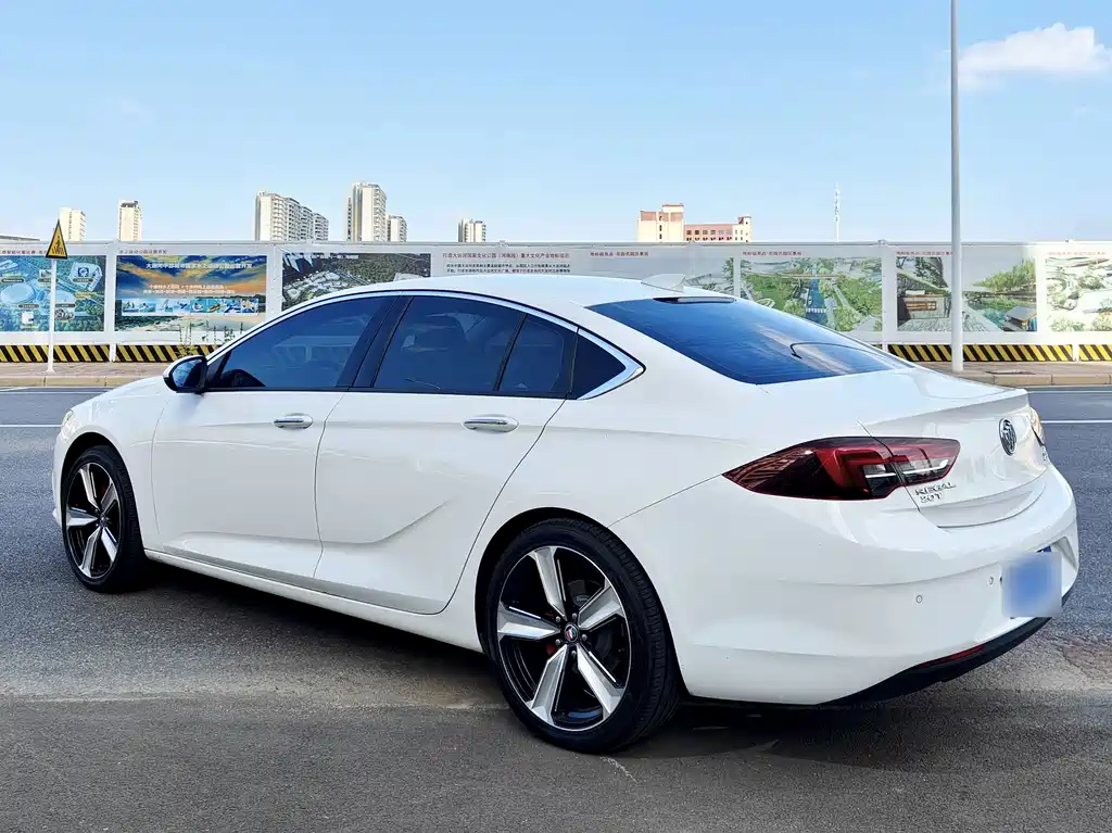 Buick Regal — фото 17