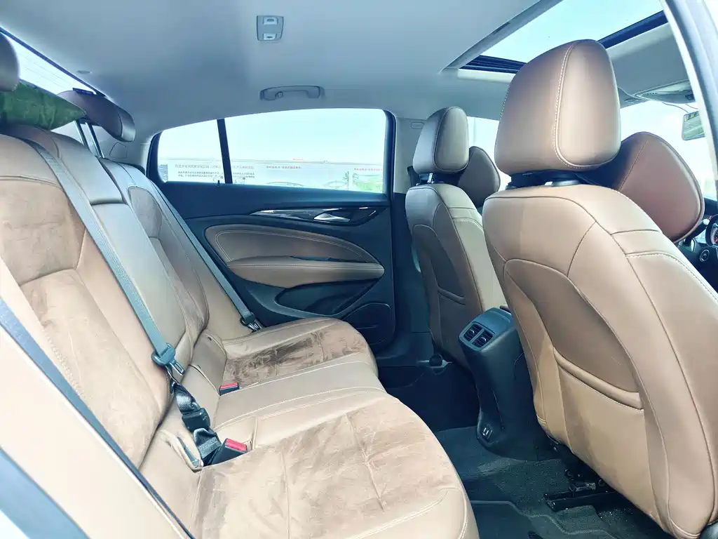 Buick Regal — фото 7
